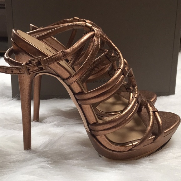 BCBGMAXAZRIA Farrow high-heel strappy dress sandal - Picture 7 of 8